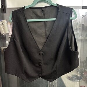 SHEIN Black Buttoned Vest Blouse